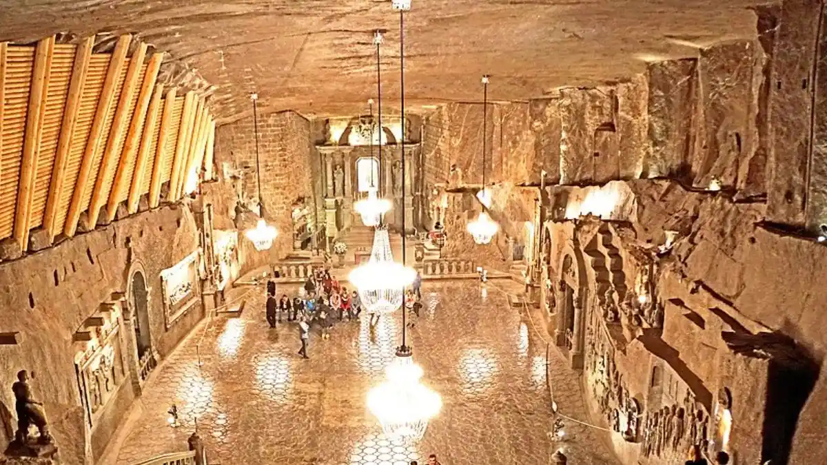Wieliczka Salt Mine private tour from Krakow with driver and ticket timing guidance